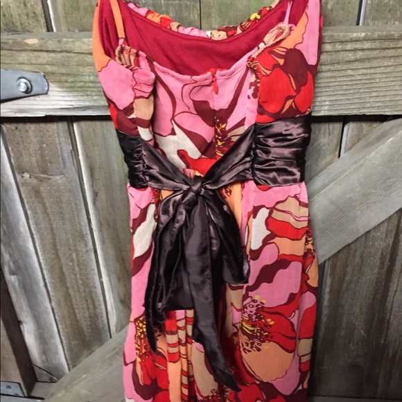 Red and orange shades love nation dress.  Size 7 - Picture 6 of 6